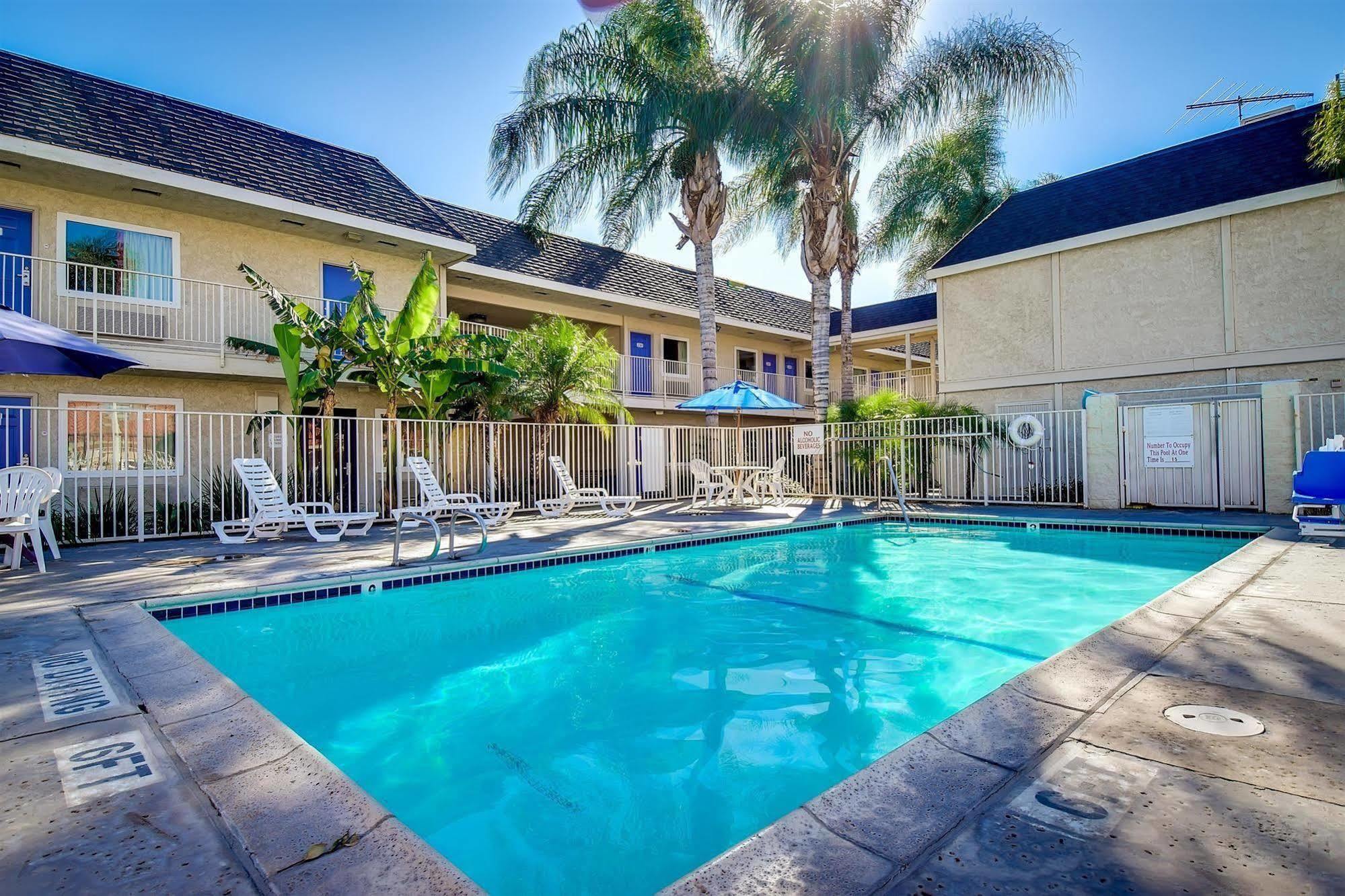 Motel 6-Riverside, Ca - South Zewnętrze zdjęcie